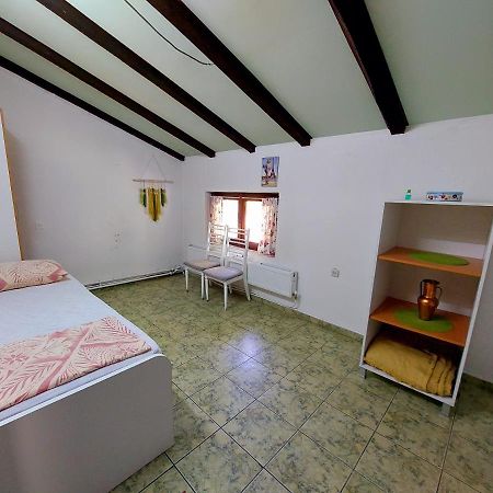 Incredible Apartment With A Mountain View - Matka Skopje Eksteriør billede