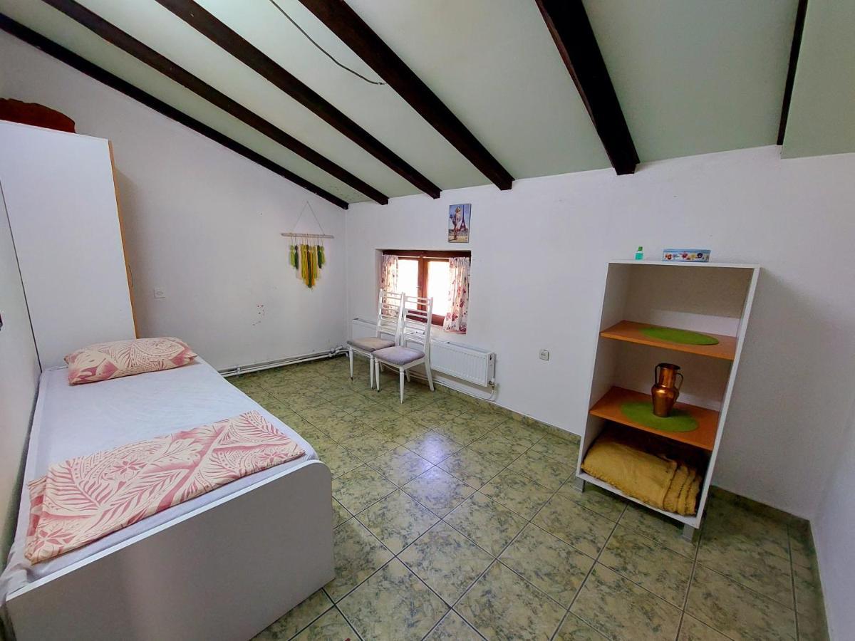 Incredible Apartment With A Mountain View - Matka Skopje Eksteriør billede