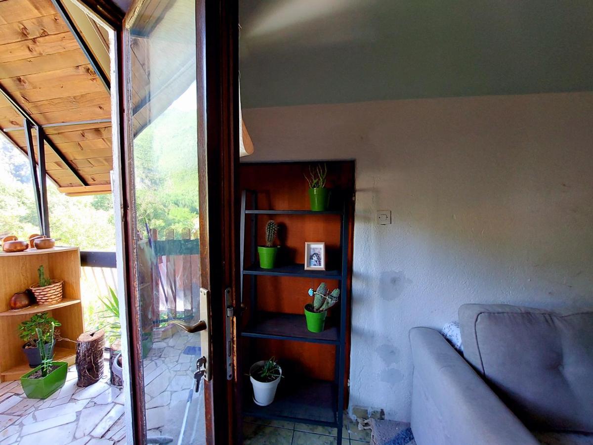 Incredible Apartment With A Mountain View - Matka Skopje Eksteriør billede