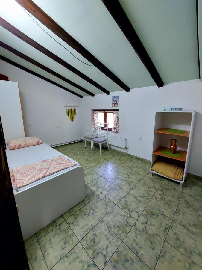 Incredible Apartment With A Mountain View - Matka Skopje Eksteriør billede
